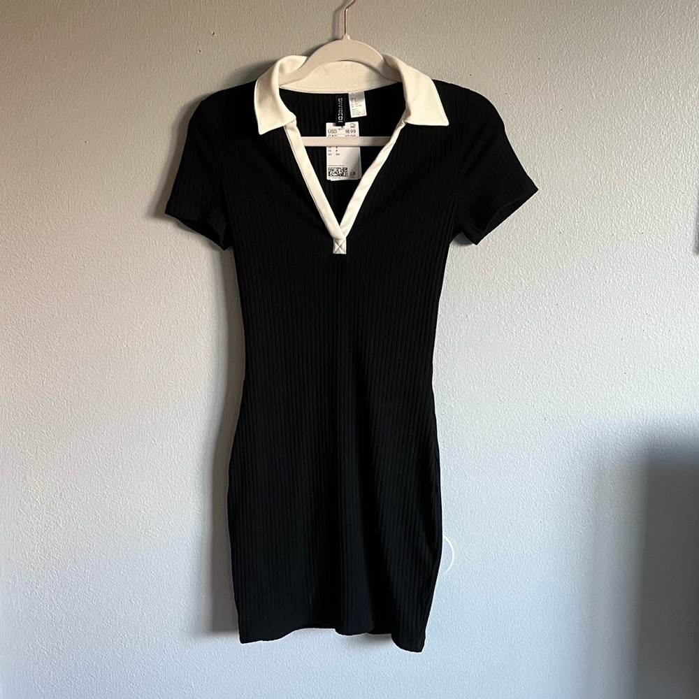 Divided Women’s Small Black Body Con Dress With White Collar
